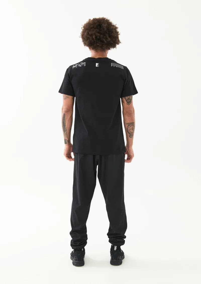 EXPEDITION SPRAY PANT IN BLACK.